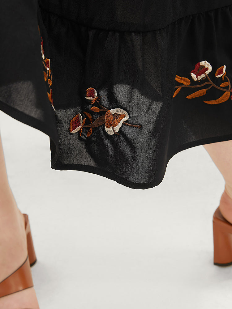 Floral Embroidered Pocket Asymmetrical Hem Skirt