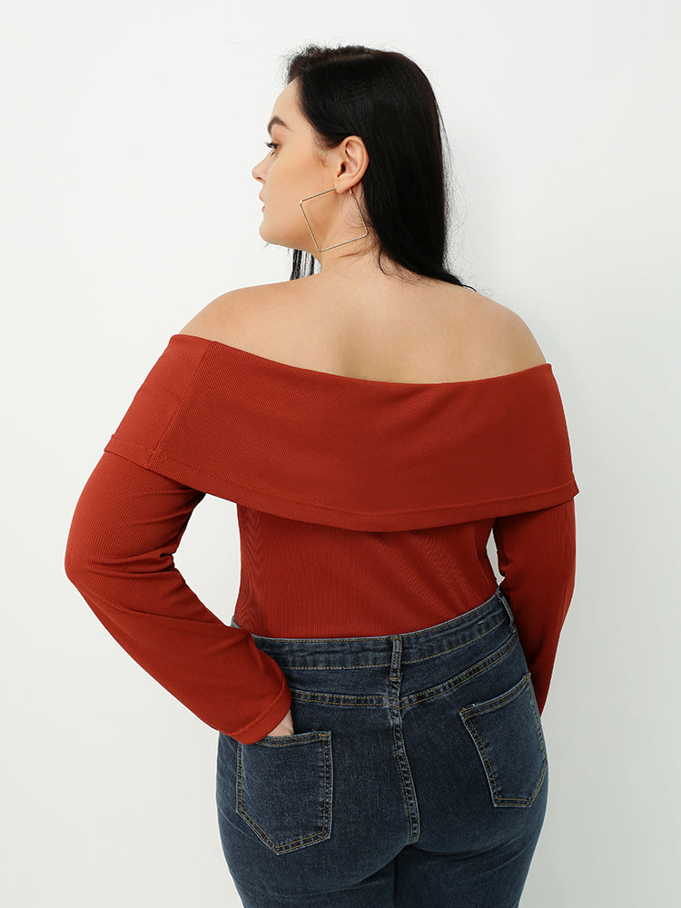 Off Shoulder Long Sleeved T-shirt