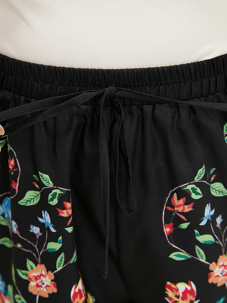 Bandana Patched Pocket Knot Front Elastic Waist Shorts