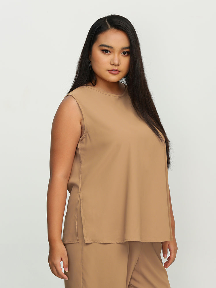Sleeveless Knotted Back Top
