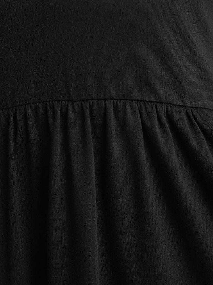 Solid Lace Insert V Neck Ruffle Hem T-shirt