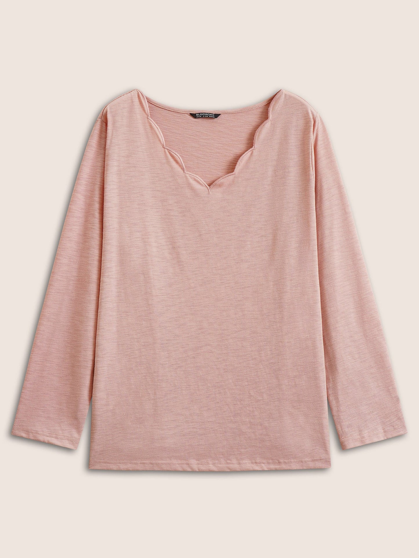 Solid Heather Scalloped Trim T-shirt