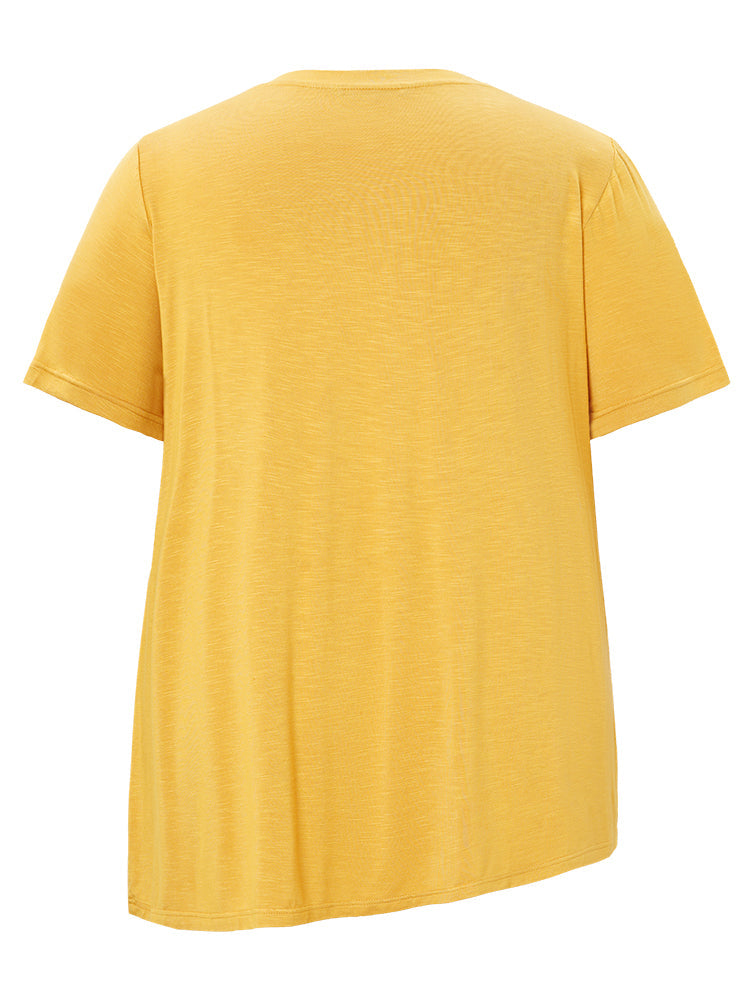 Solid Pocket Split Asymmetrical Hem T-shirt