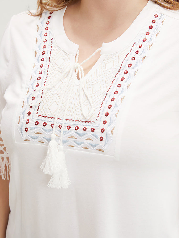Solid Embroidered Notched Neck Tassels Fringe Hem T-shirt