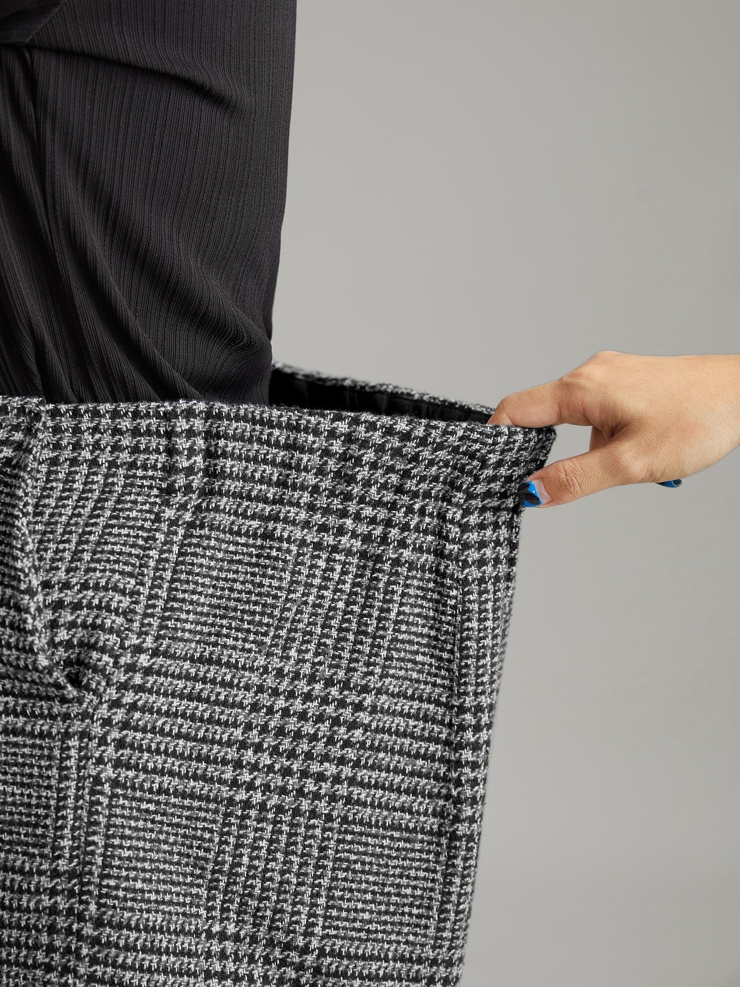 Gingham Brushed Pocket Elastic Waist Shorts