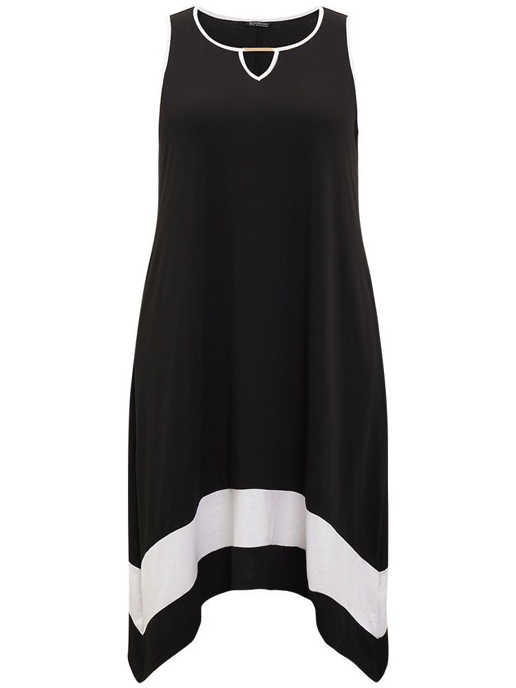 Supersoft Essentials Plain Metal Detail Pocket Keyhole Tank Dress