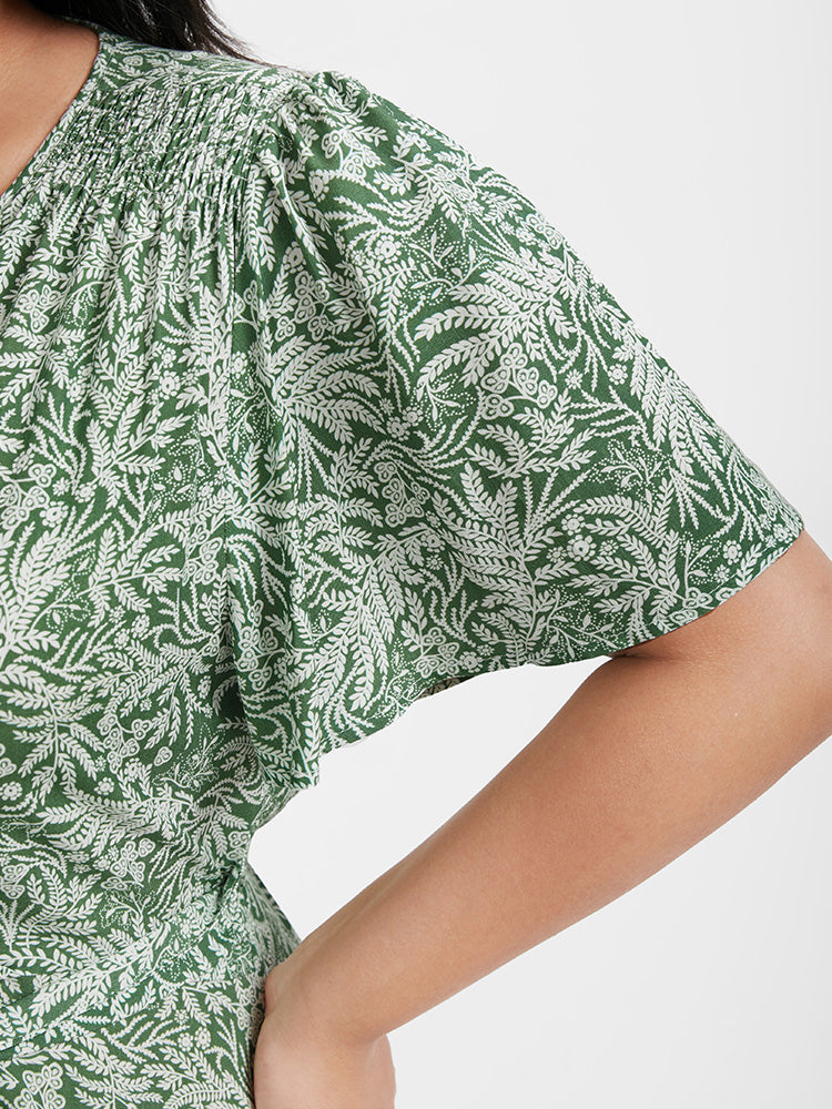 Ditsy Floral Bowknot Ruffles V Neck Knee Dress