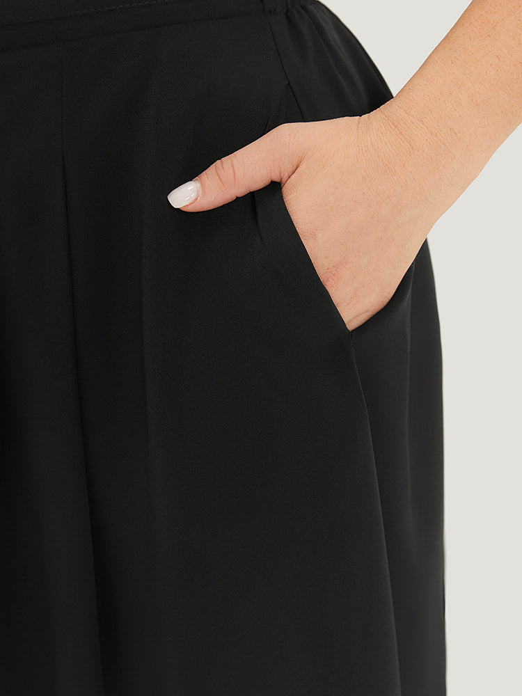 Solid Metal Detail Pocket Plicated Detail Skirt