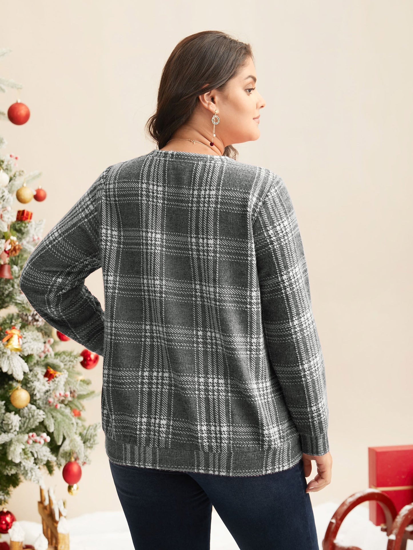 ed7beb12-84d3-4079-b615-44248fce3cef