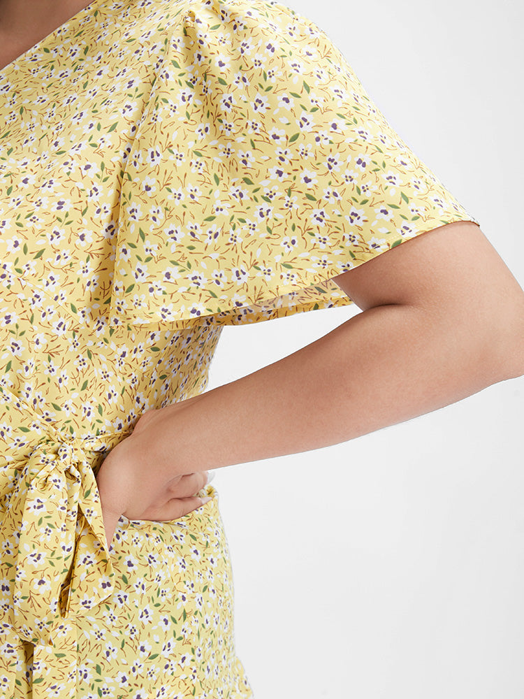 Ditsy Floral Ruffle Side Tie Blouse