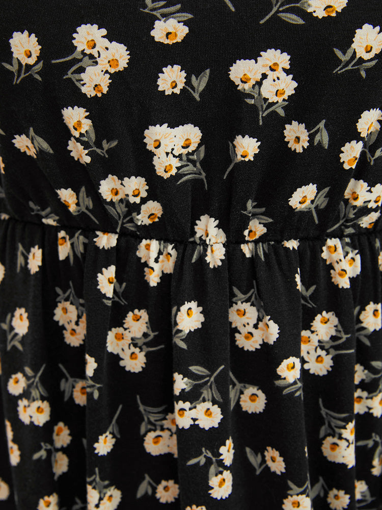 Ditsy Floral Lace Trim Pocket Arc Hem Night Dress