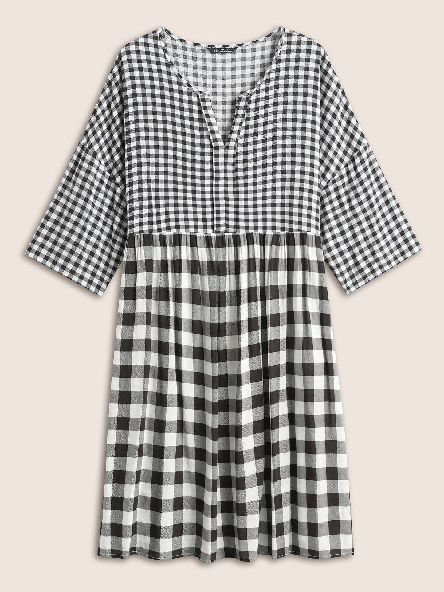 Notched Gingham Patchwork Pocket Dress