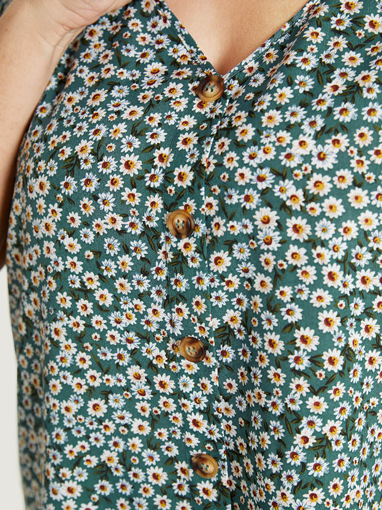 Daisy Floral Button Detail Ruffle Sleeve Blouse