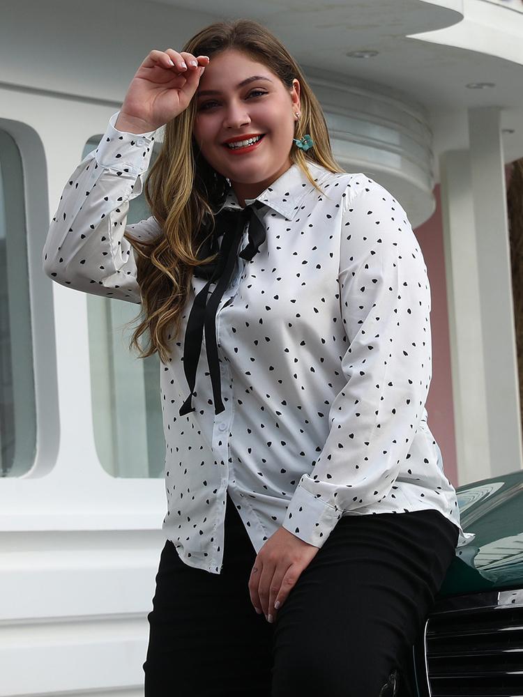 Heart Printed Bow Tie Lapel Shirt