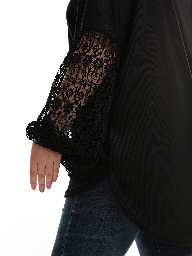 Hollow Long-sleeved Curved Hem Tops