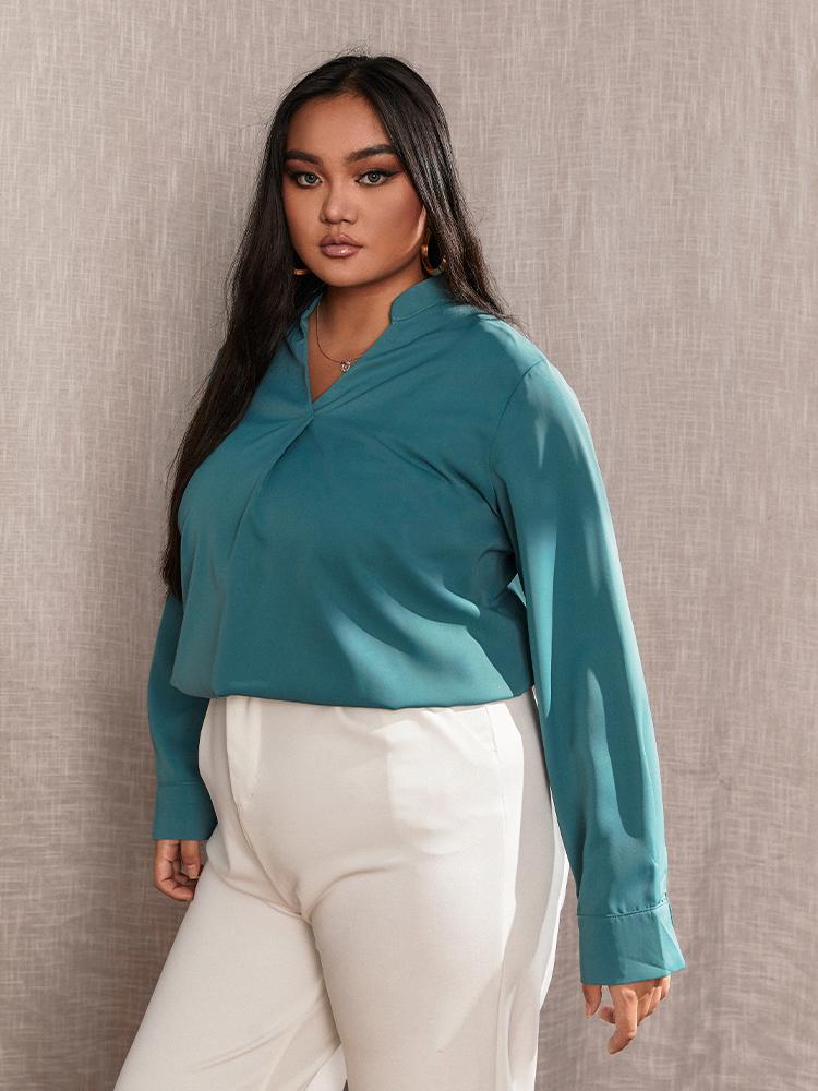 Curved Hem V-neck Blouse