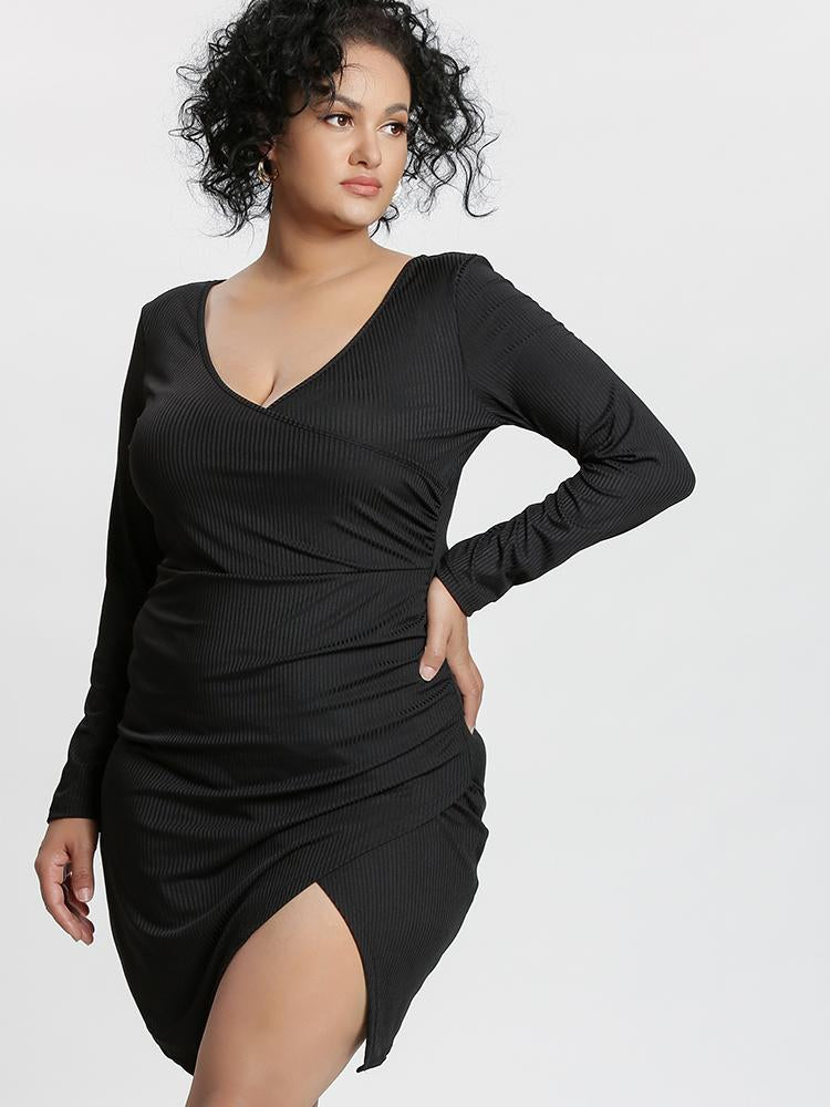 Ruched Lined Stretchy Dress