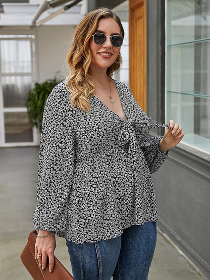 Ditsy Chiffon Lantern Sleeve Blouse