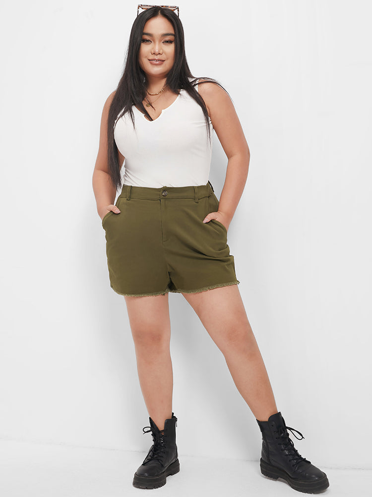 Solid Pocket Raw Hem Shorts
