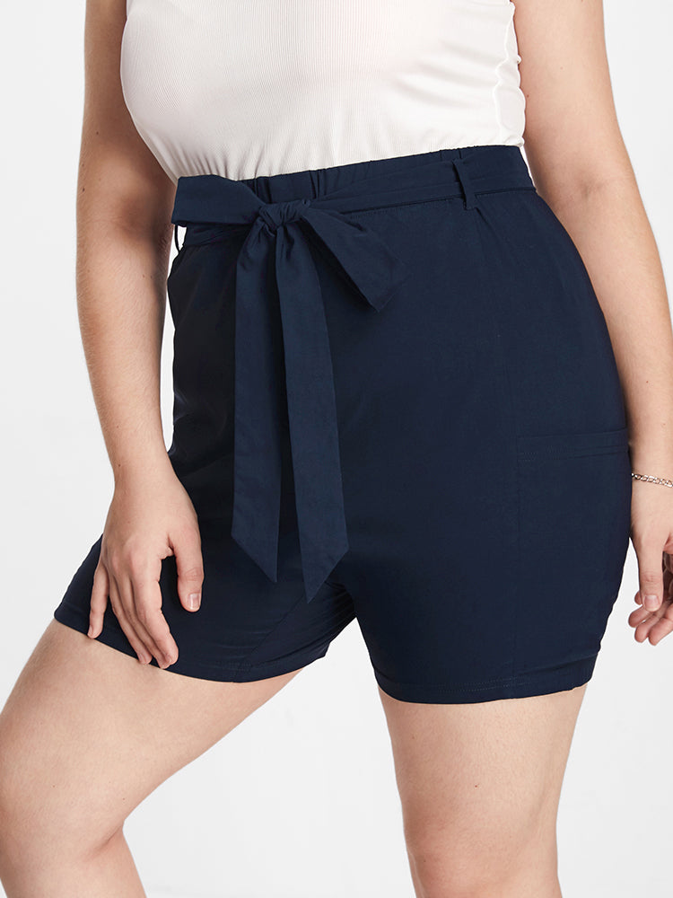 Plain Pocket Knotted Belted Skinny Shorts