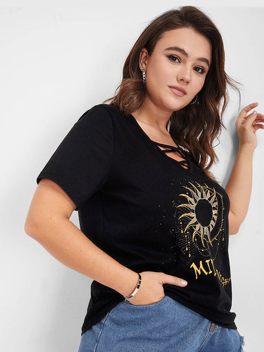 Star & Letter Print Crisscross T-shirt