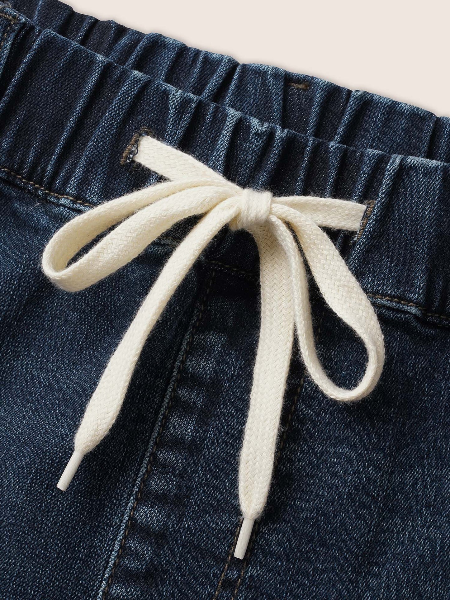 56866347-c846-4081-9c47-1684646da18b