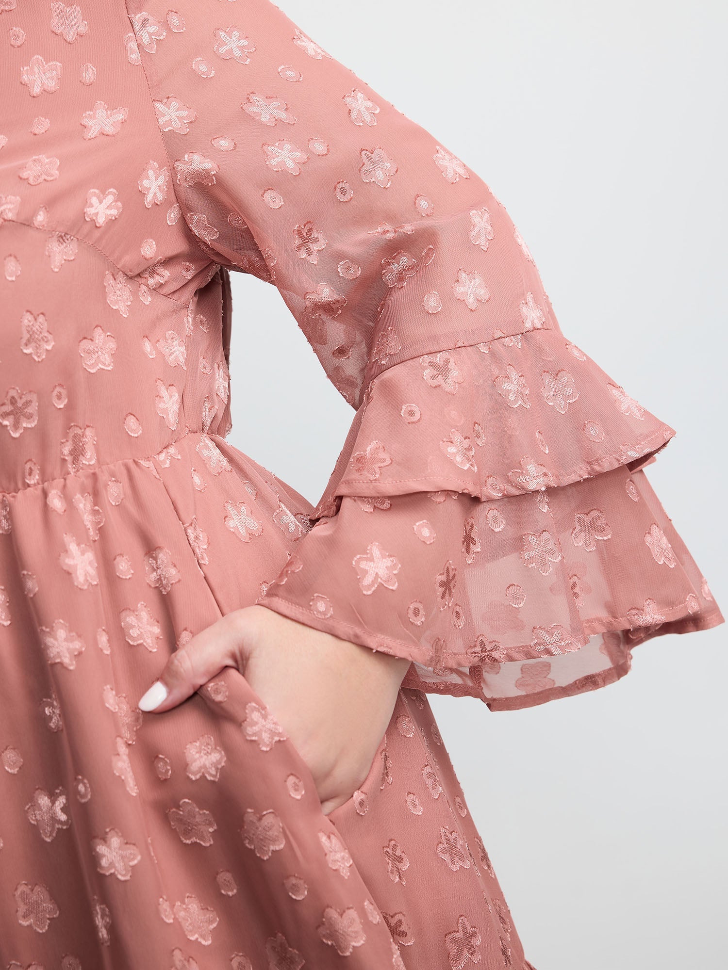 b0df573e-3687-4e3c-a83d-7860938b327a