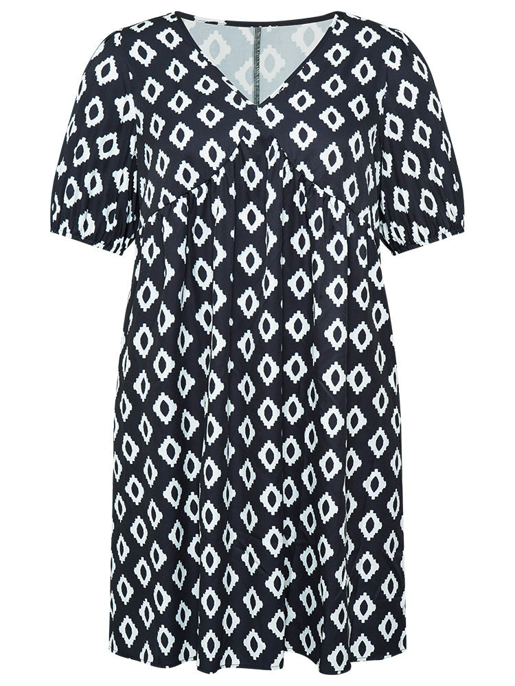 Geometric Print Gathered Pocket Puff Sleeve Dress