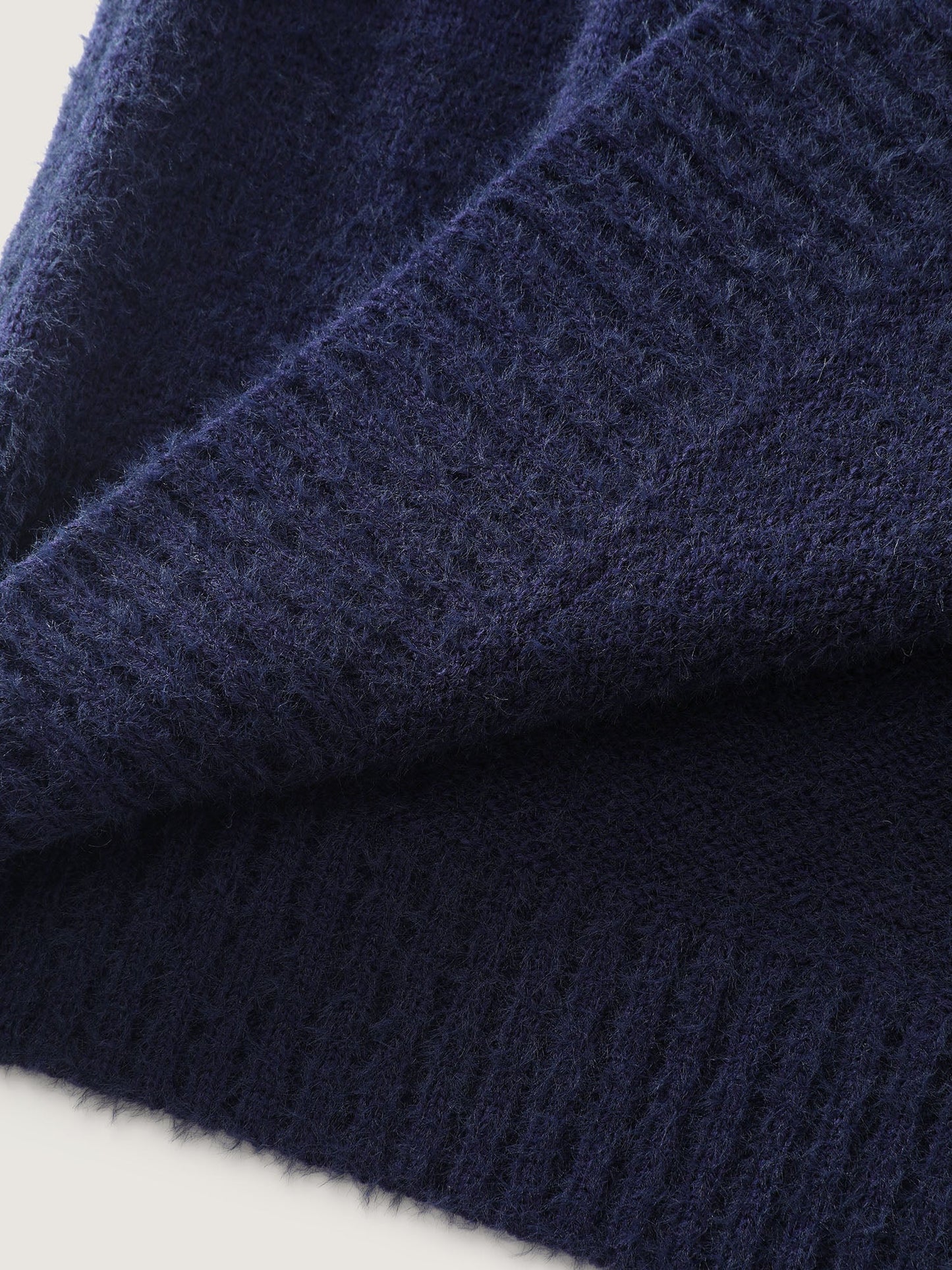 8cef9827-8a7b-4b2a-a32b-6a27353b9e36