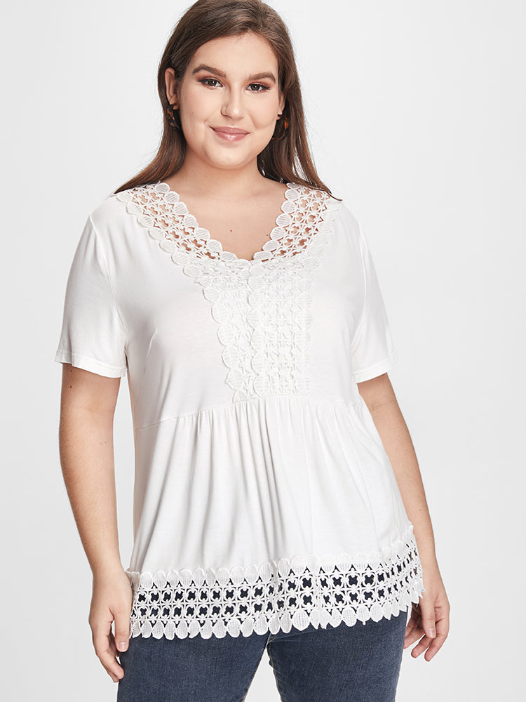 Eyelet Lace Patchwork V Neck T-shirt