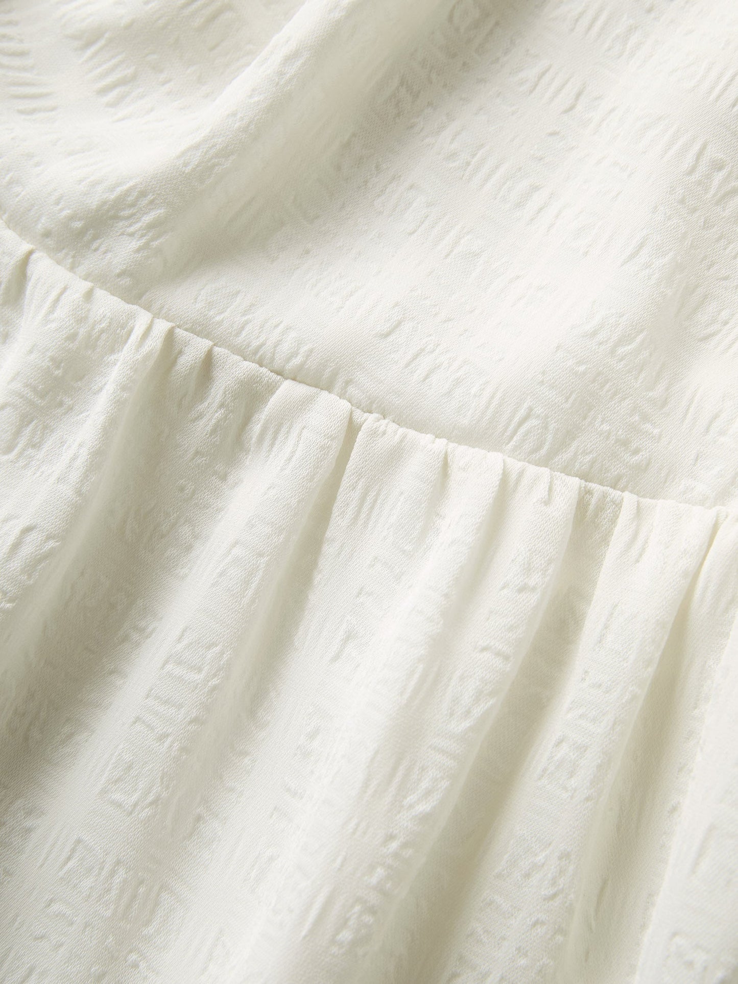 b2635bf1-82d8-4be2-8961-7f2330e36a3e