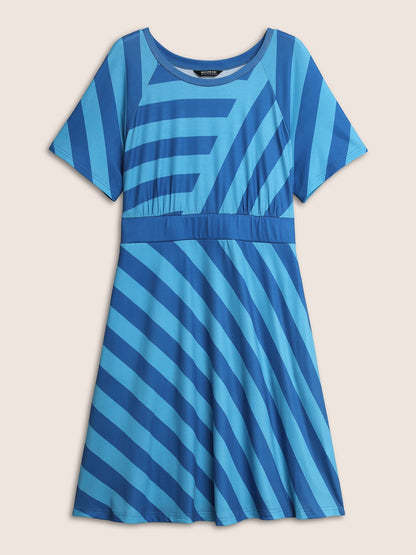 e7b482a7-fb5f-4740-b7e5-8f1380e530fd