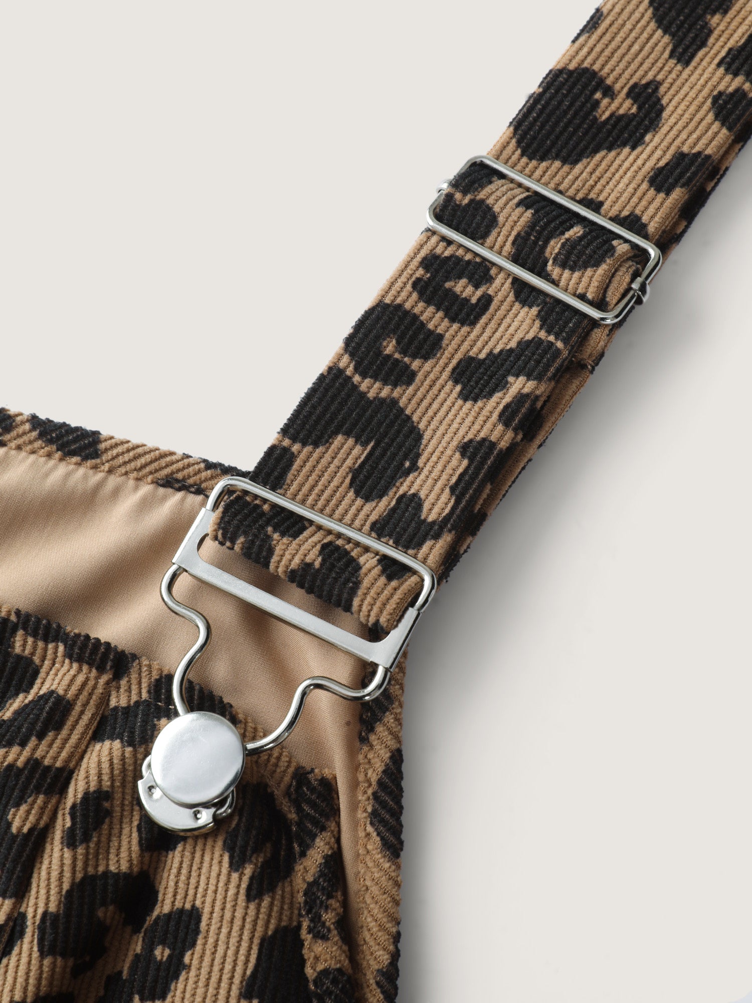 8fd2e9e5-02d2-4e14-893d-99c2559e6409