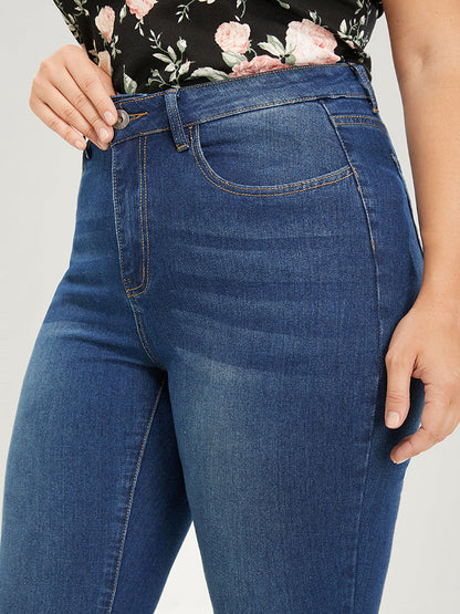 34ec0812-e4b6-4ccd-bf86-3b0877f197a4