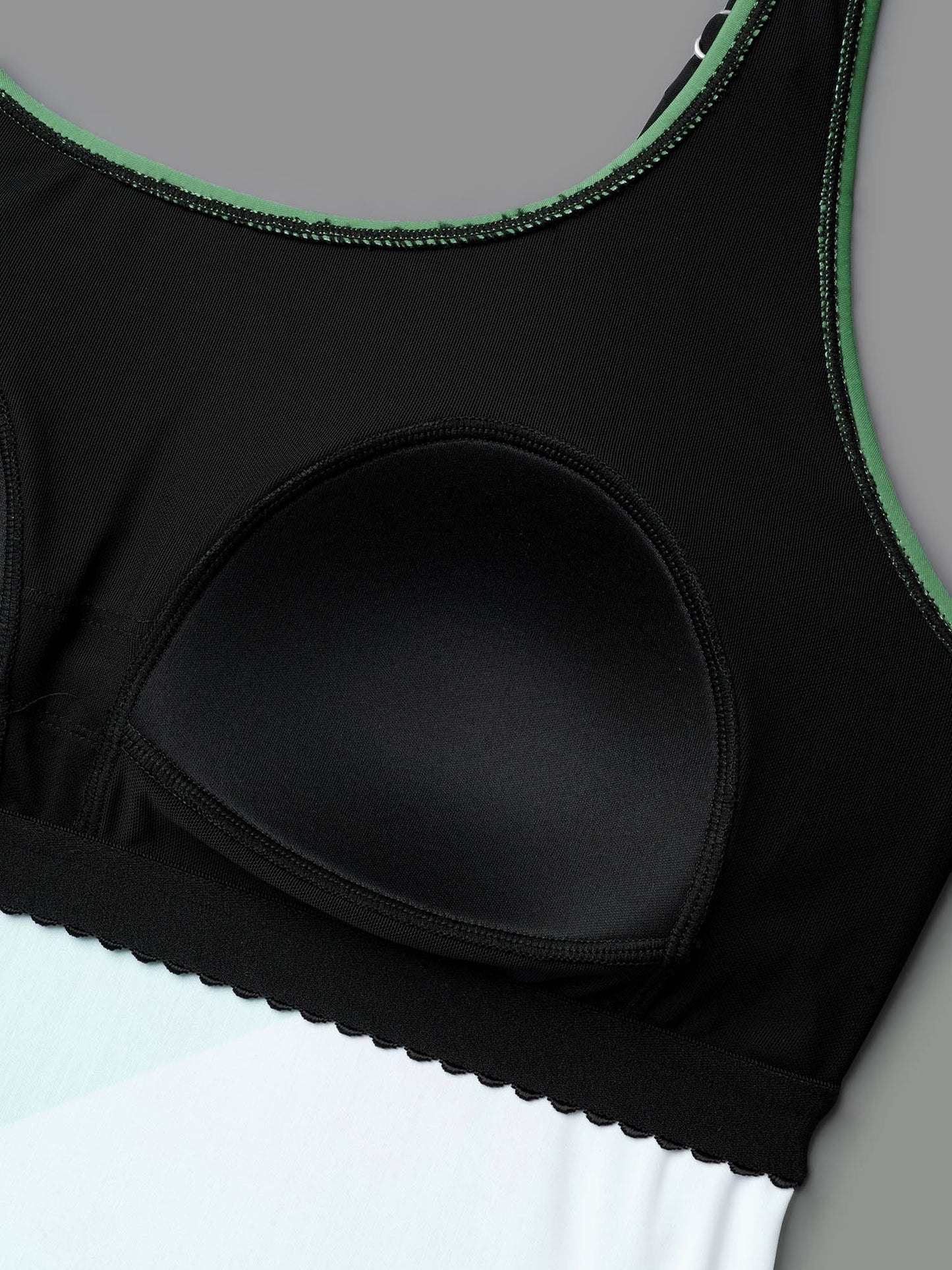 3a54fd41-2a91-4bd6-831b-391fd312e6ce