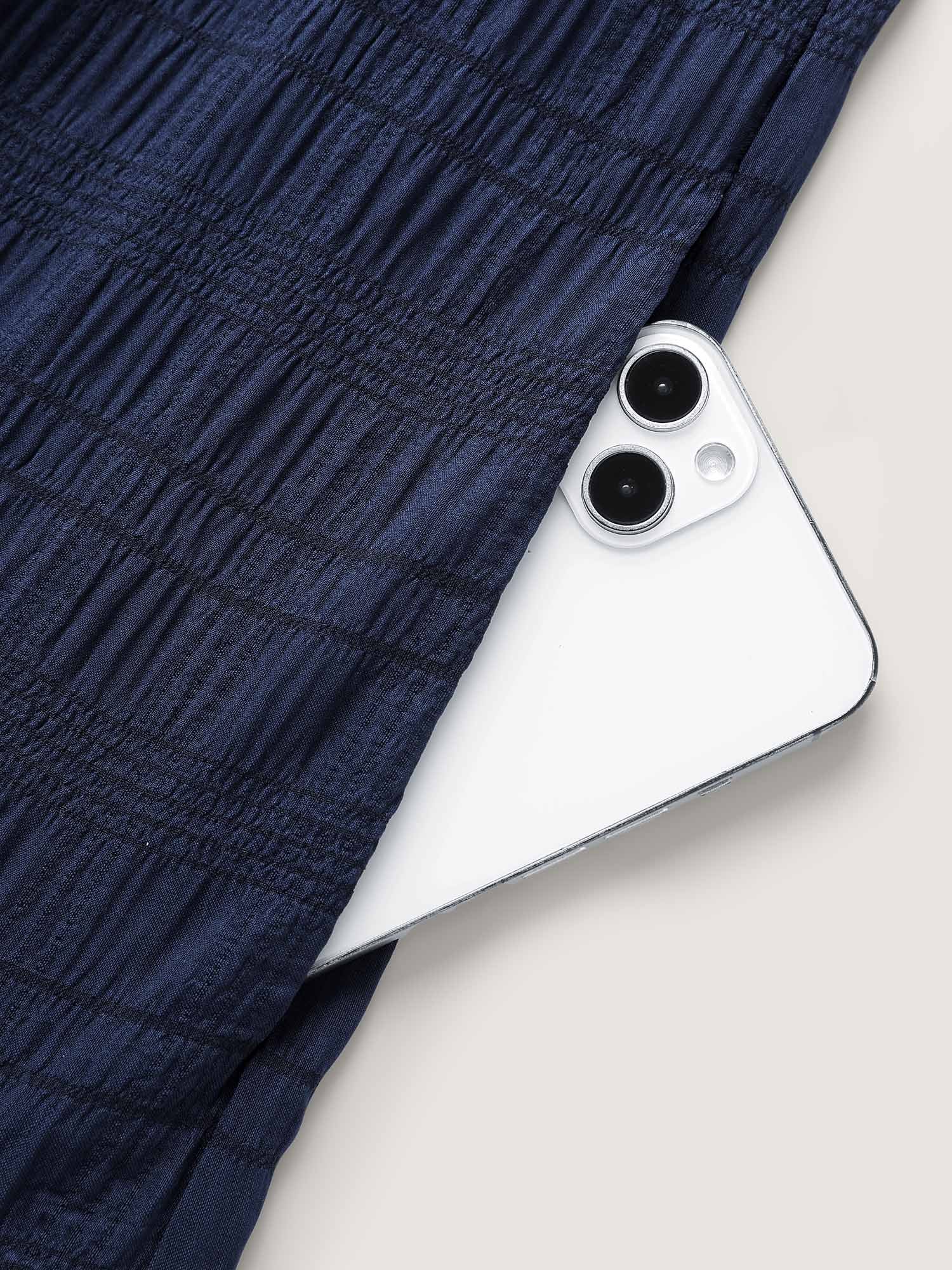 21508975-6e47-498c-aaa9-4dd30c110ad5