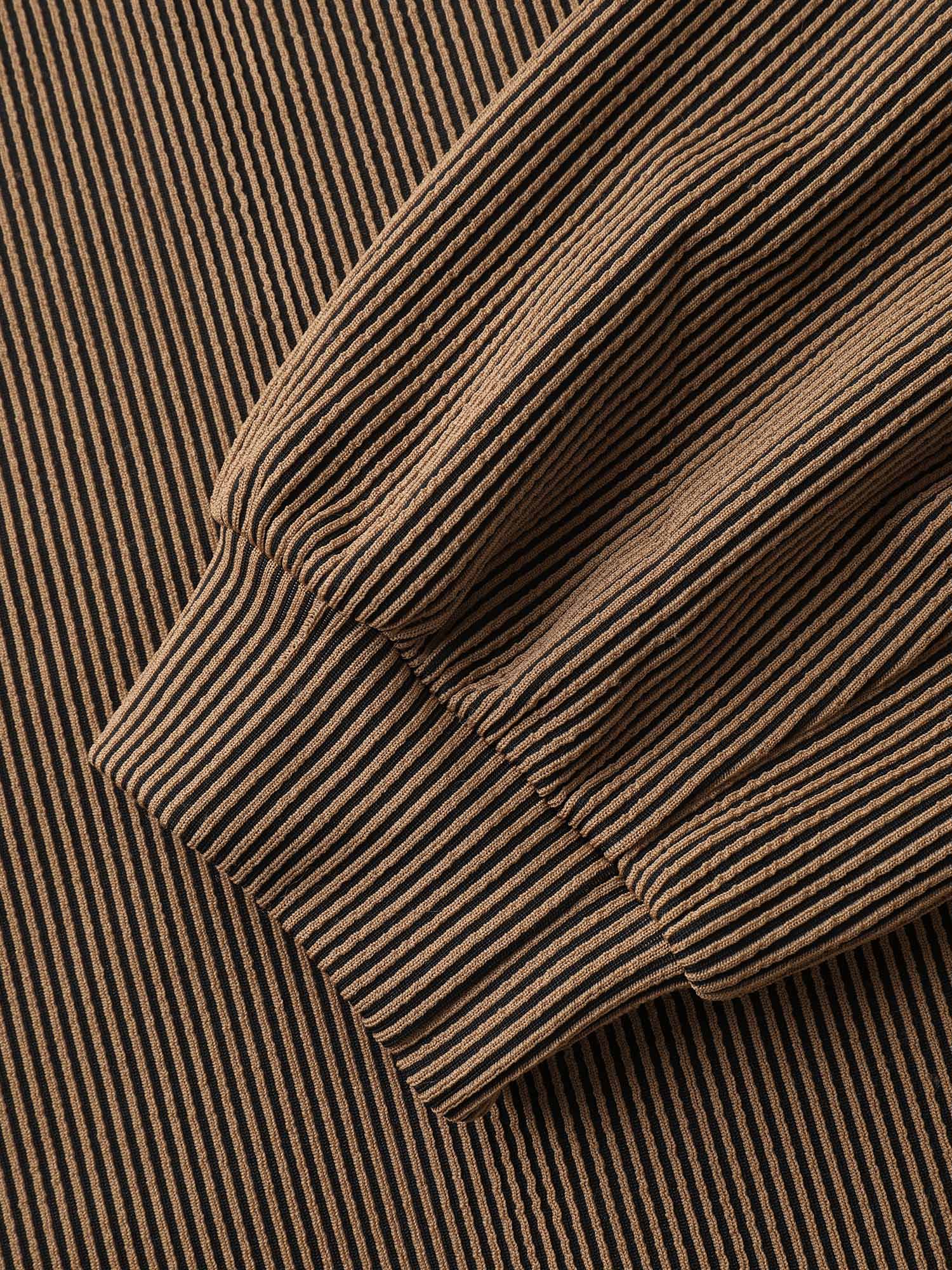 ffc340f0-0def-4fb1-af4e-a0b89cf1c969