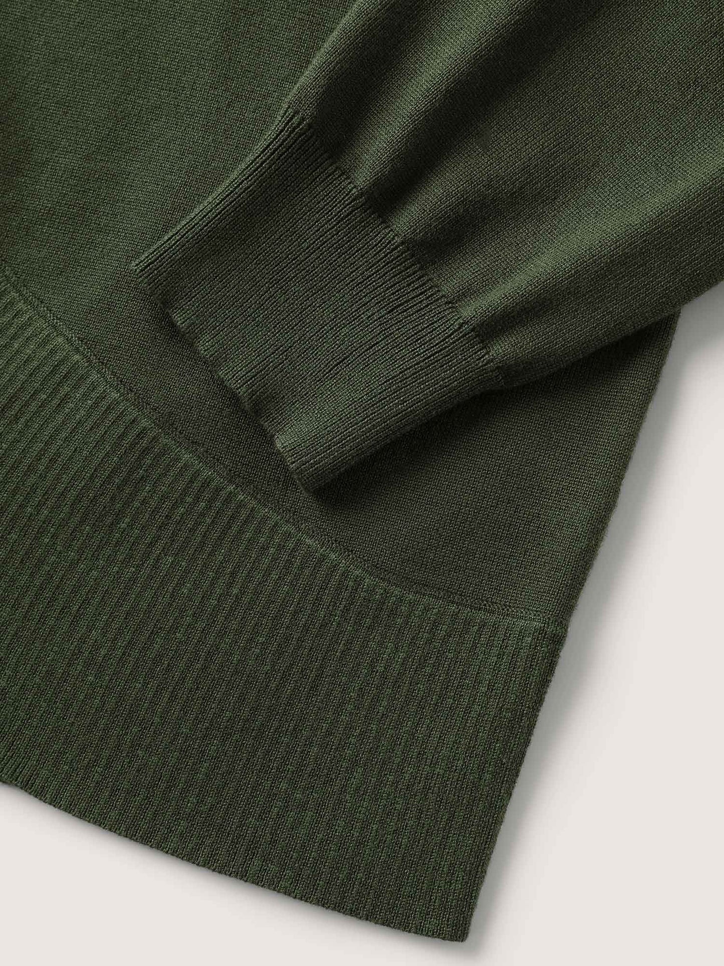 b4d716a2-a284-41e8-a872-3f1f8354d334