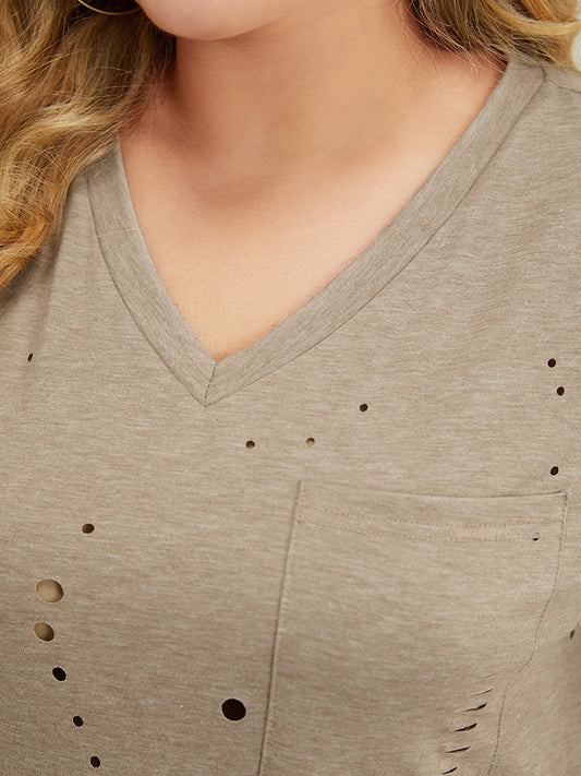 Solid Distressed Detail Pocket T-shirt