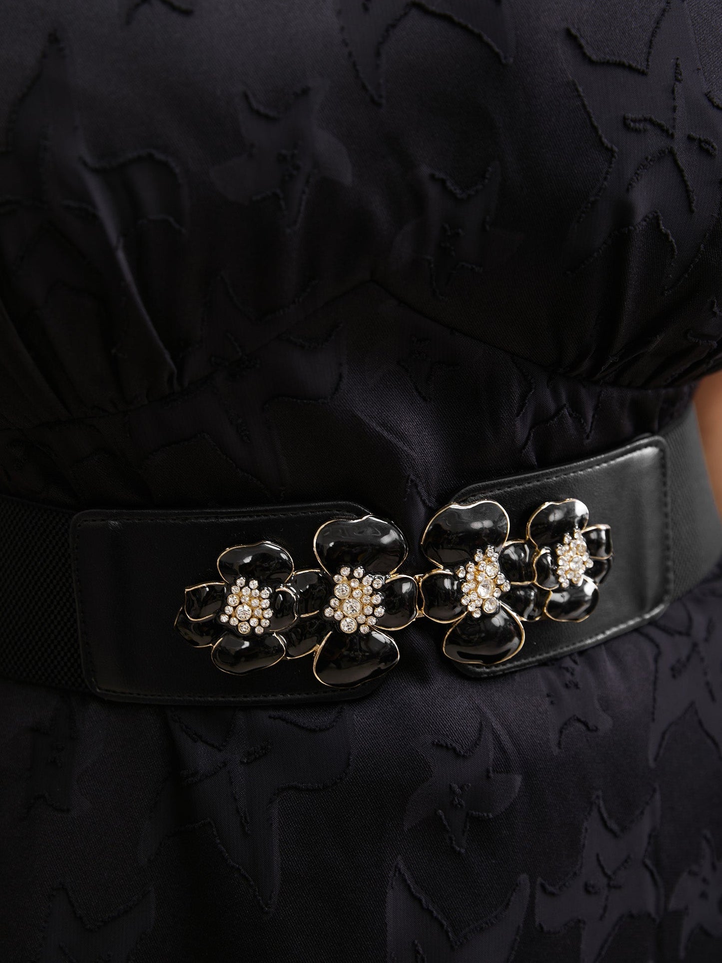 eb6c4083-ba9c-431e-931a-b57f5d36d0b3