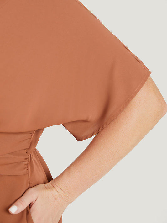 Solid Twist Front Pocket Batwing Sleeve Plicated Detail Split Dress