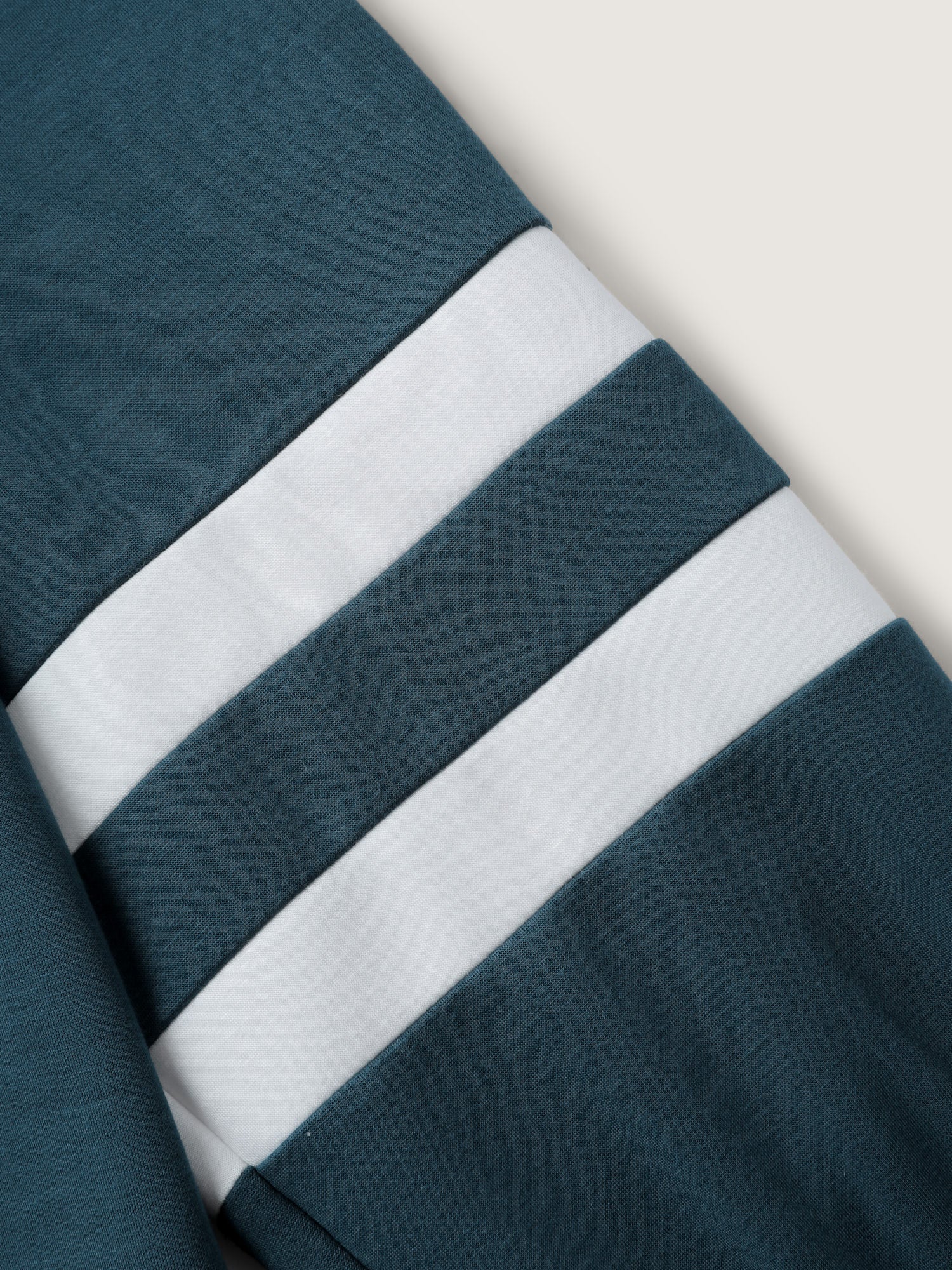 0b8c8bac-27ff-467c-ae98-fd8b3fec0995