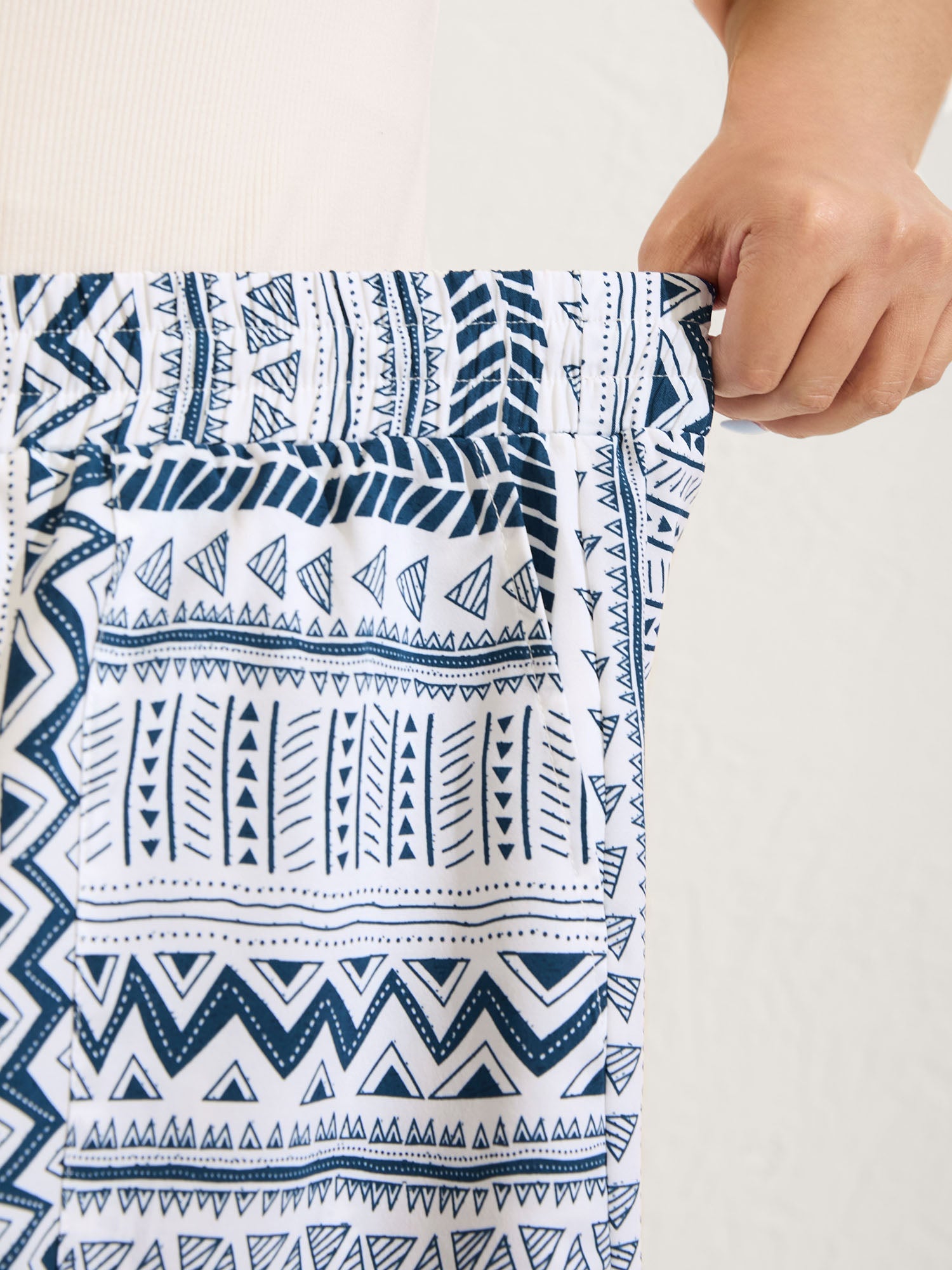 6b5871fc-2362-46b8-a250-1f9f0e179106