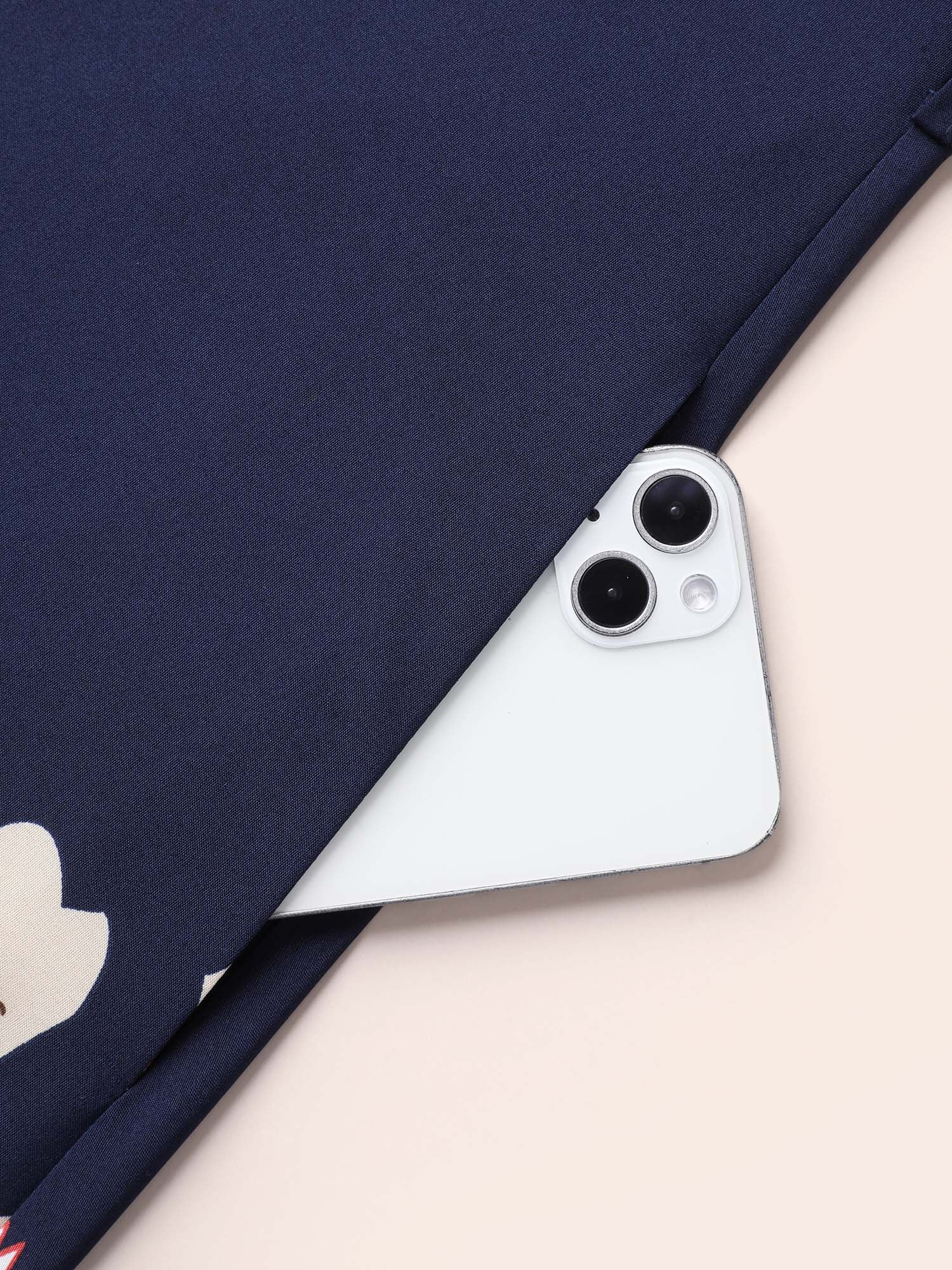 a7d096f9-d4b2-46b4-97cb-bb77bfc3ed55