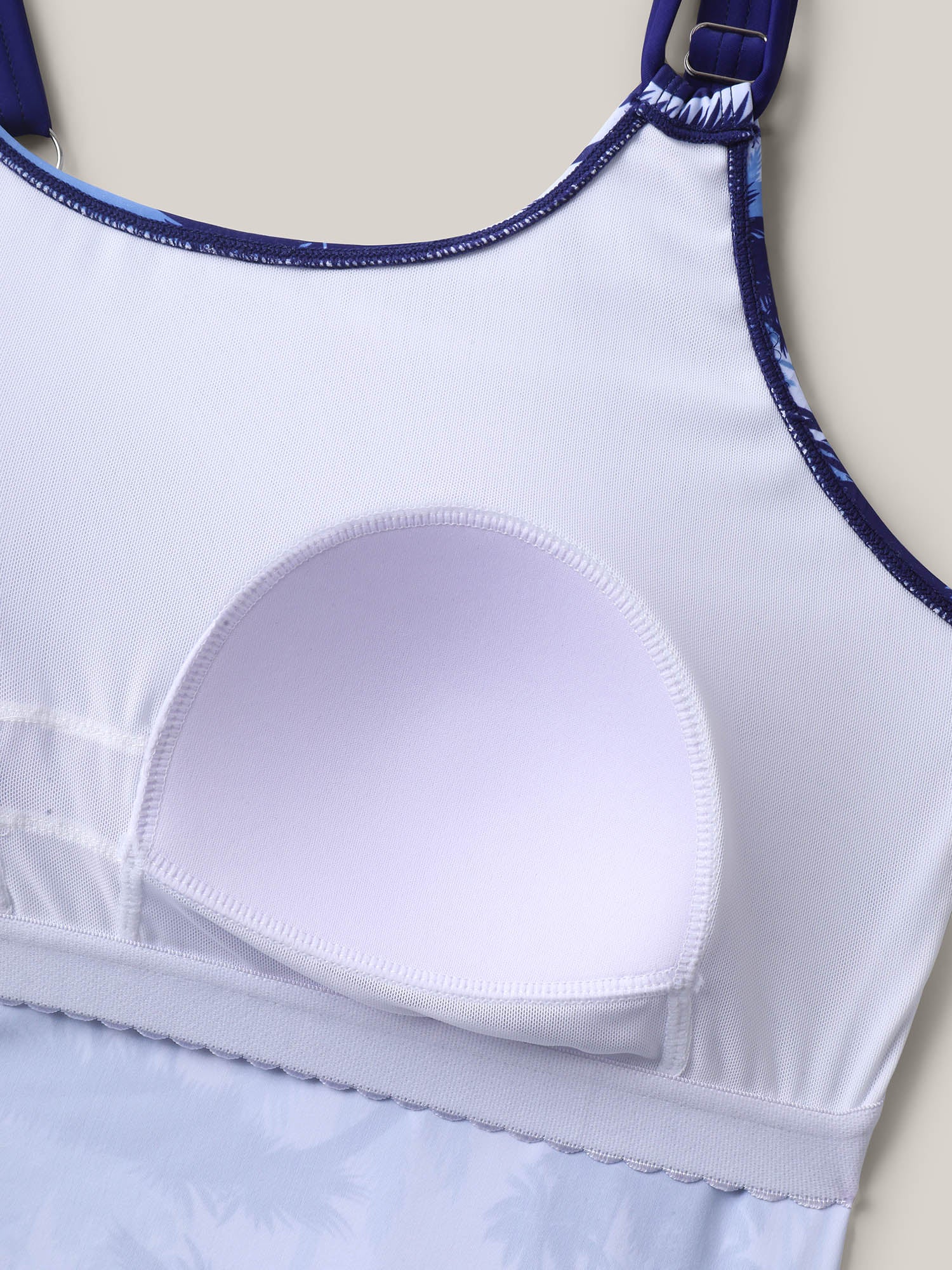 e6997f9c-85ef-4f31-bc92-f332c403dfef