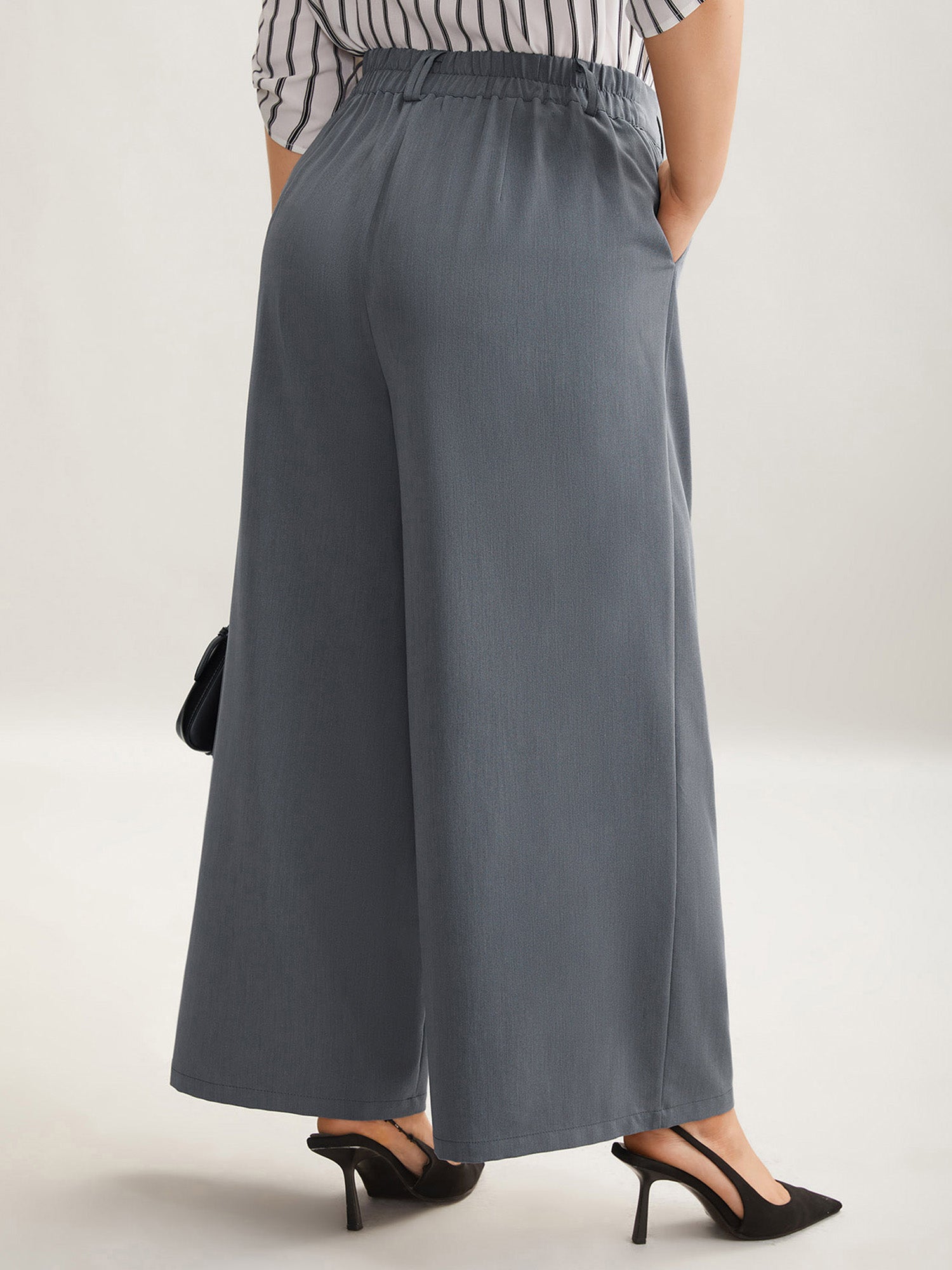 6d812373-0034-41c9-ae53-80427936223f