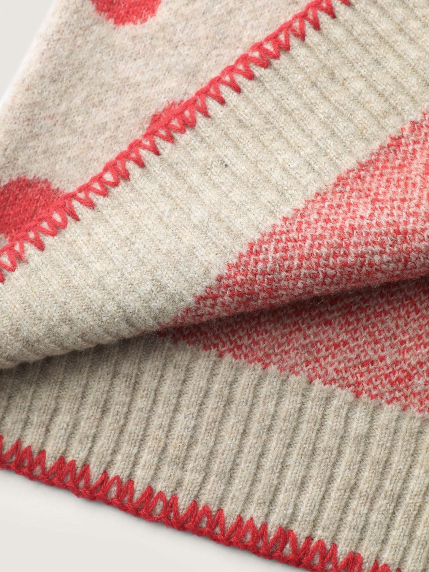 09f1893f-f83e-4df9-84e8-46c21ece4e88