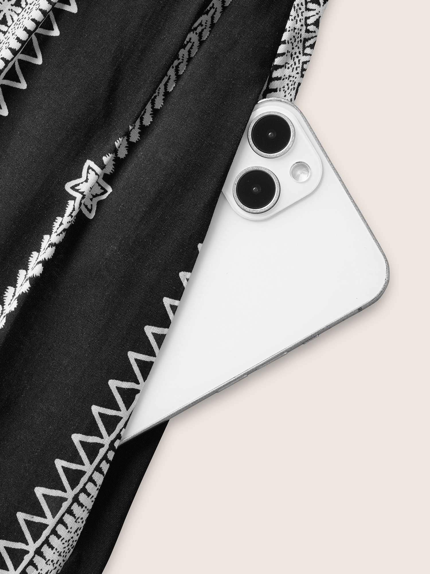 f7a76242-ef90-42e9-820a-b56ff514cc81