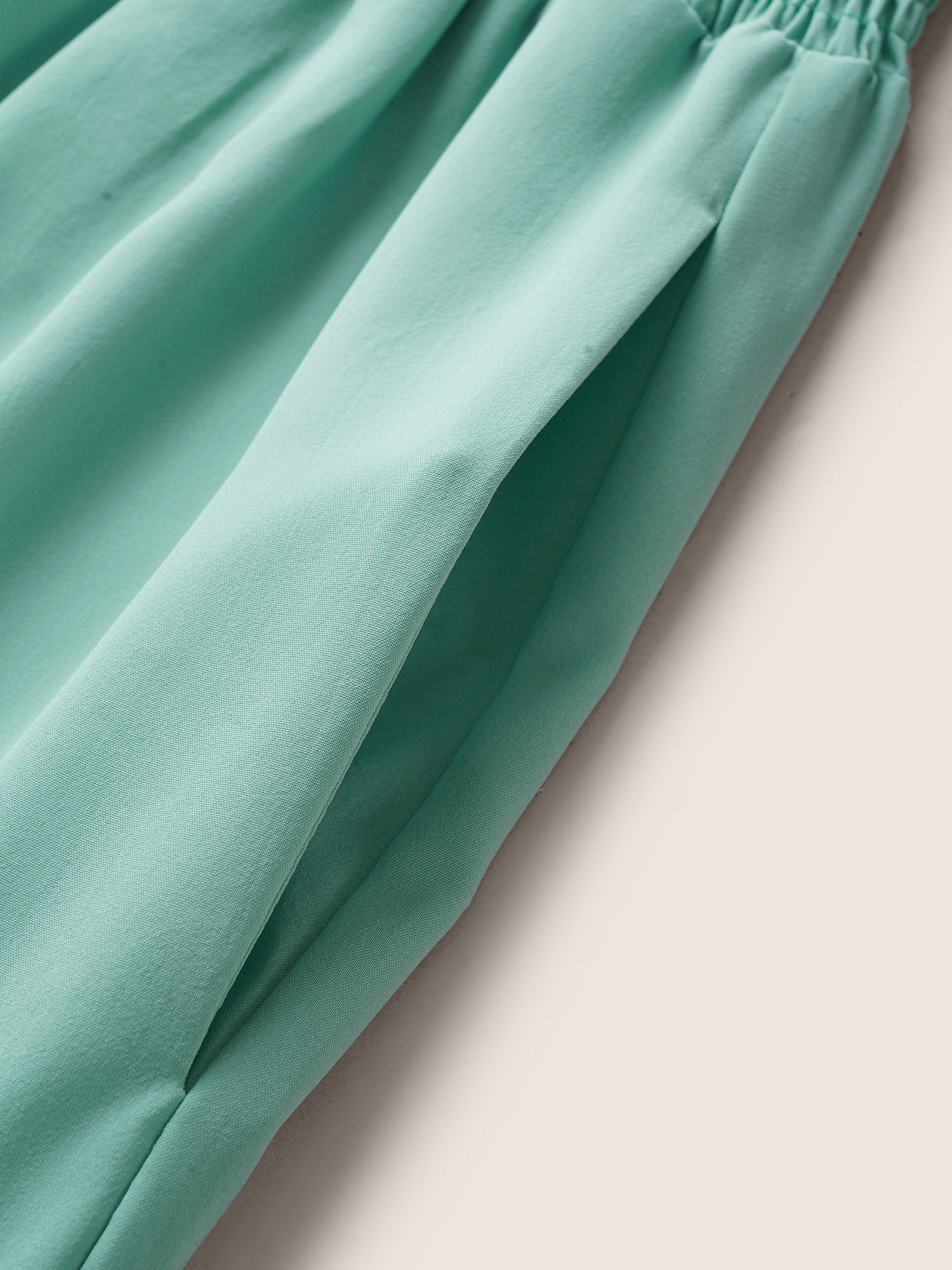 2ddd6fe0-4952-437f-9d48-b157e1690692