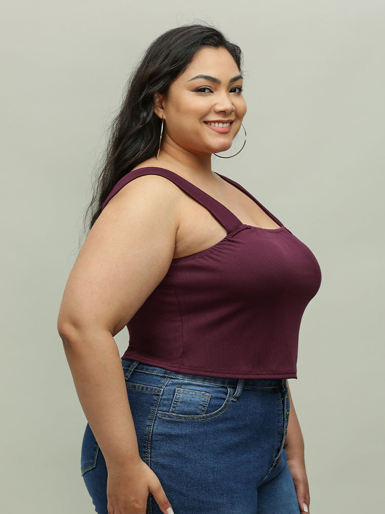 Form-Fitting Cropped Tank Top